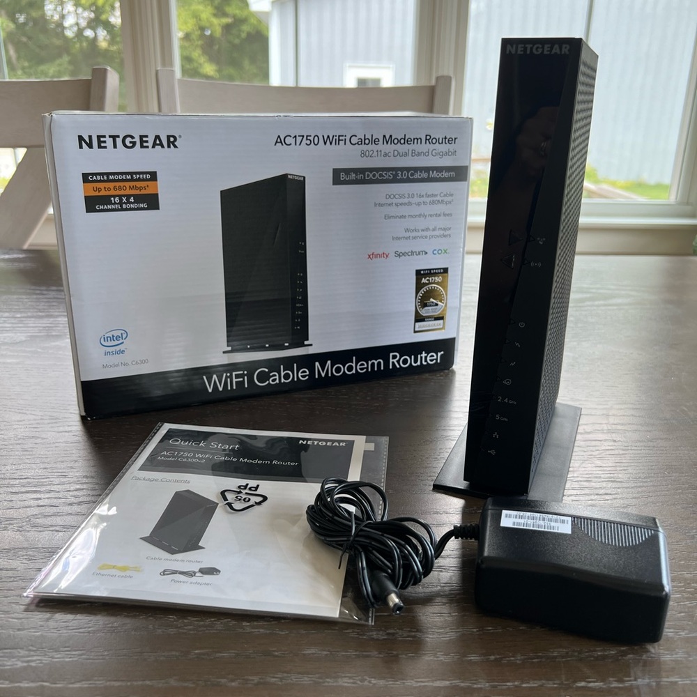 NETGEAR AC1750 WiFi Cable Modem Router 802.11 ac Dual Band Gigabit